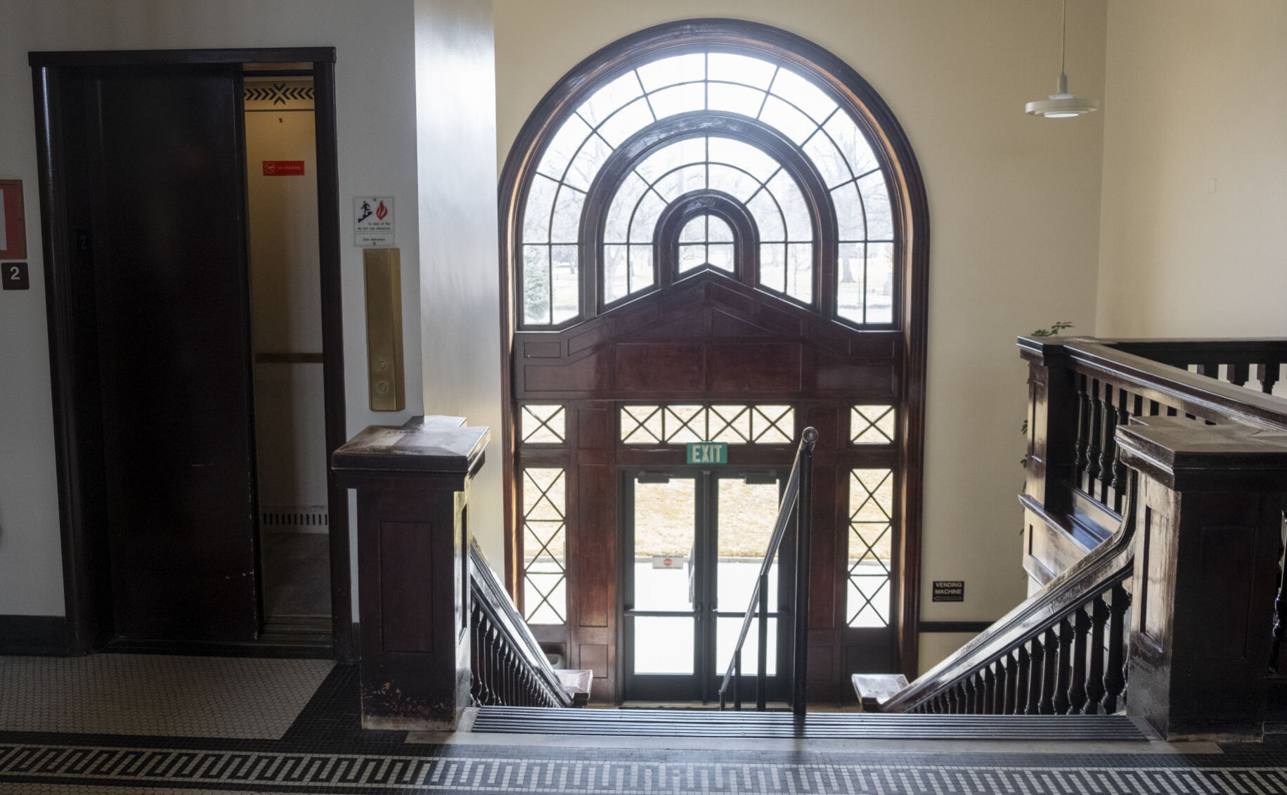 Twin Falls' first elevator